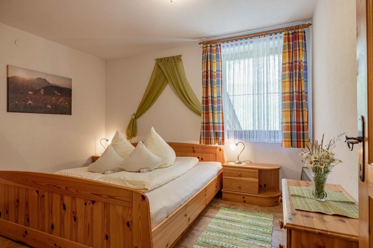 Villa Stembergerhof - Urlaub Am Bauerhof Liesing Esterno foto